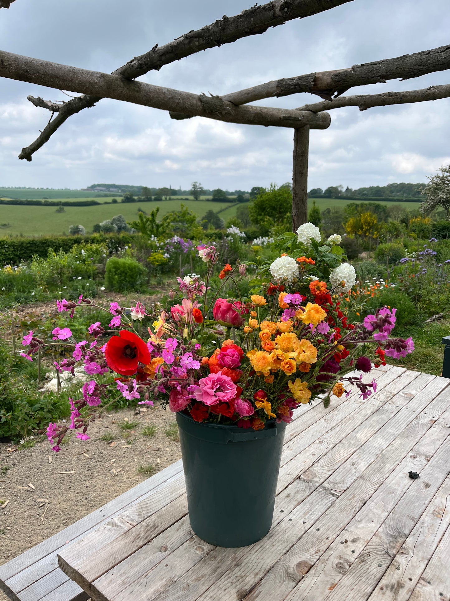 DIY wedding & arranger’s buckets