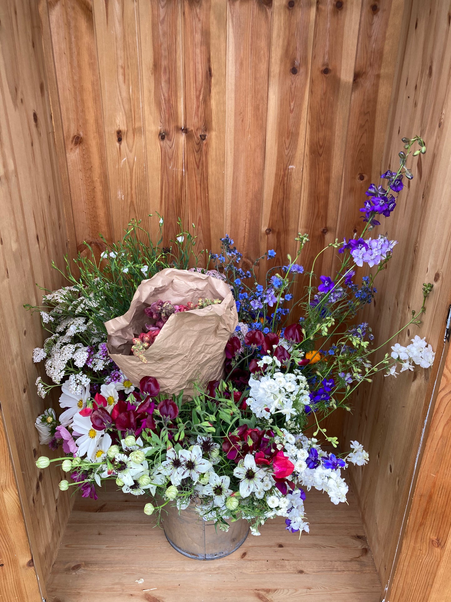 DIY wedding & arranger’s buckets